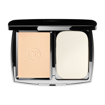 Perfection Lumiere Extreme / CHANEL