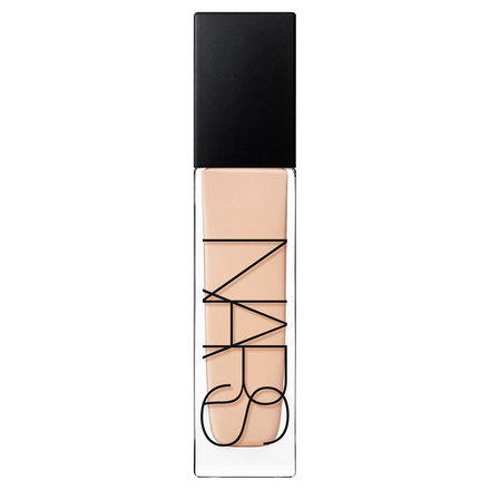 NATURAL RADIANT LONGWEAR FOUNDATION / NARS